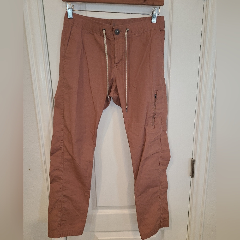 Vuori Pink Jogger Pants Size Small style VW401